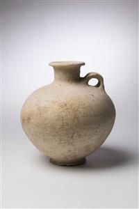 Jug Double Handled 
 Photographer:Meidad Suchowolski