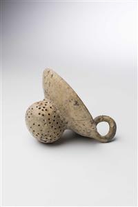 Strainer  
 Photographer:Meidad Suchowolski