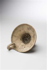 Strainer  
 Photographer:Meidad Suchowolski