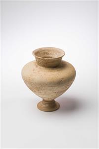 Jericho Vase  
 Photographer:Meidad Suchowolski