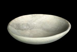 Bowl  
 Photographer:Clara Amit