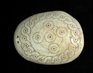 Worked Shell With Geometric Pattern
Photographer:Clara Amit
