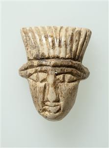 Amulet Human/Semi-Divine/Divine Image
Photographer:Clara Amit