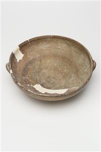Bowl Cypro-Phoenician 
 Photographer:Meidad Suchowolski