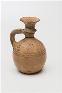 Juglet Cypro-Phoenician 
 Photographer:Meidad Suchowolski