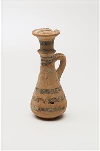 Juglet Cypro-Phoenician 
 Photographer:Meidad Suchowolski