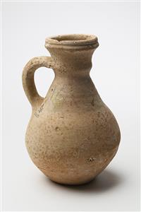 Jug  
 Photographer:Meidad Suchowolski