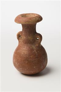 Small Jar Akhziv Ware 
 Photographer:Meidad Suchowolski