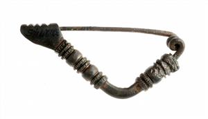 Fibula Incised 
 Photographer:Clara Amit