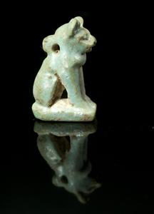 Amulet Zoomorphic 
 Photographer:Clara Amit