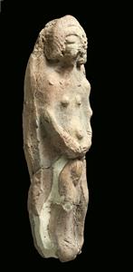 Figurine Female Figure 
 Photographer:Clara Amit