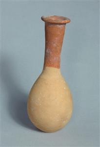 Bottle Piriform 
 Photographer:Clara Amit