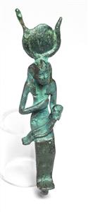 Statuette Semi-Divine/Divine Figure 
 Photographer:Clara Amit