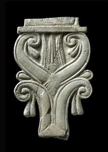 Ornament/Inlay Engraved
Photographer:Clara Amit