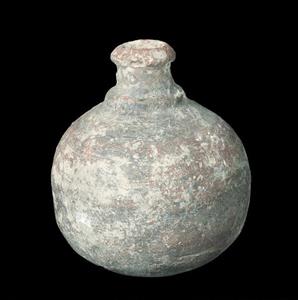 Vessel Pomegranate Shaped 
 Photographer:Clara Amit