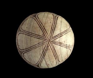 Ornament/Inlay Engraved
Photographer:Clara Amit