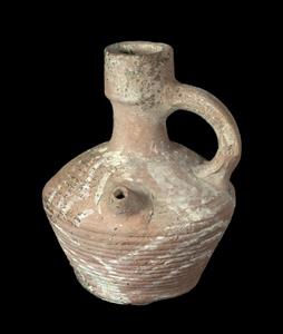 Jug Spouted 
 Photographer:Clara Amit