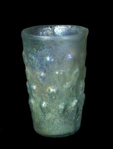 Tumbler Lugged 
 Photographer:Clara Amit