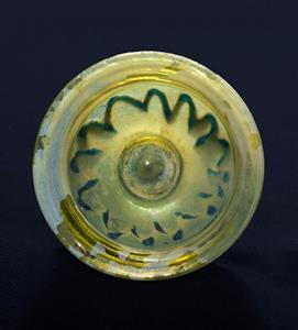 Goblet Plastic decoration
Photographer:Clara Amit
