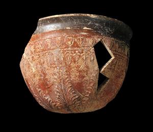 Fragment Bowl Decorated in Relief
Photographer:Yolovitch Yael