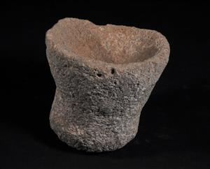 Small Mortar  
 Photographer:Yolovitch Yael