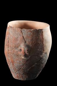 Small Jar With Pierced Lug Handles
Photographer:Yolovitch Yael