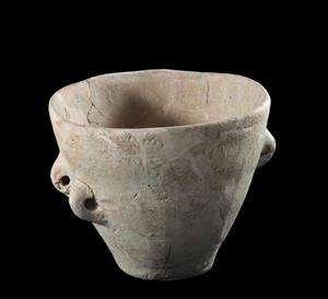 Bowl With Pierced Lug Handles
Photographer:Yolovitch Yael