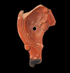 Fragment Lamp Roman Imperial
Photographer:Yolovitch Yael