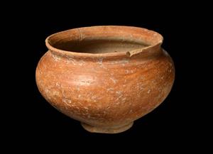 Carinated Bowl (once) Slipped Red
Photographer:Yolovitch Yael